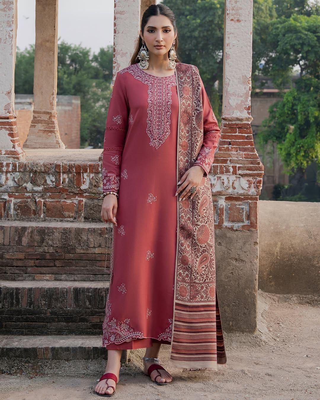 Embroidered Dhanak 3-Piece Suit